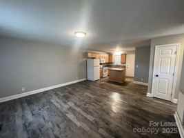 featured image of 305 Benton Dr Apt G #G