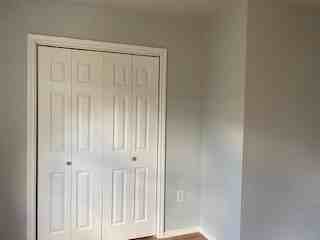 264 Medina St - Photo 6 of 21