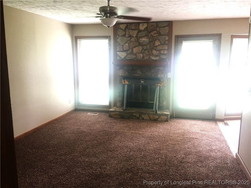 6886 Kingsgate Dr - Photo 5 of 10