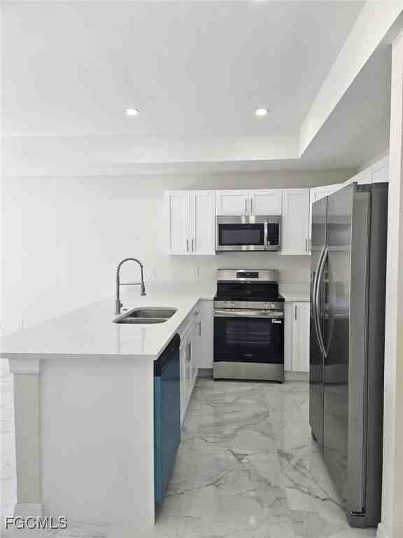 399 Carrillon Ave S - Photo 6 of 15