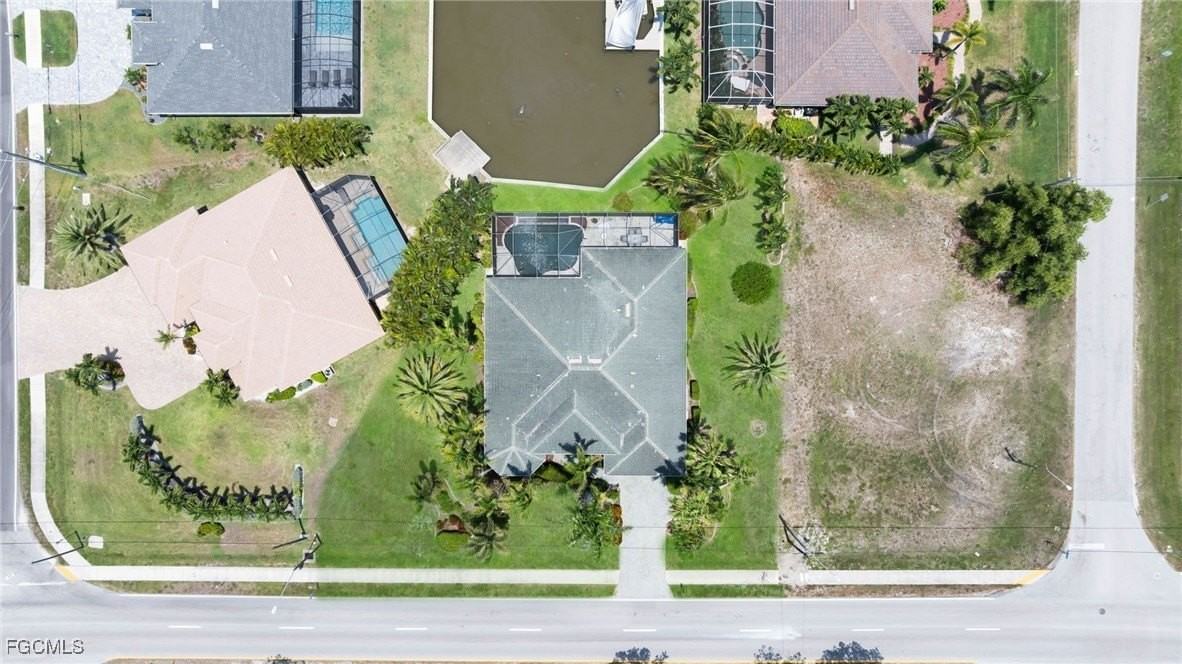 4009 Chiquita Blvd S - Photo 5 of 50