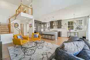 2 Lawrence Ln - Photo 1 of 1