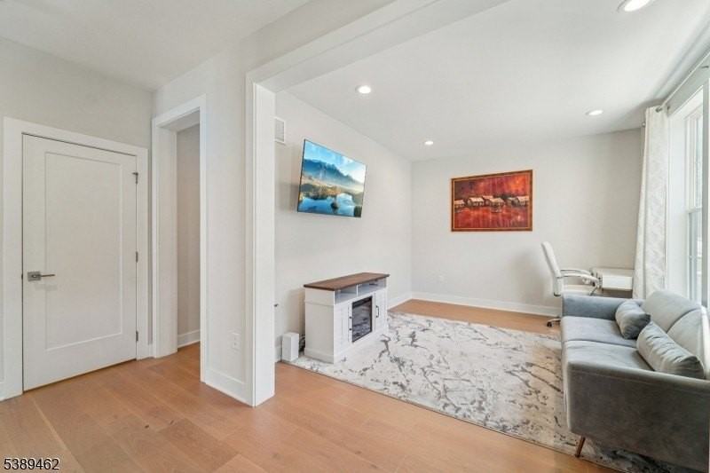 2 Lawrence Lane - Photo 6 of 35