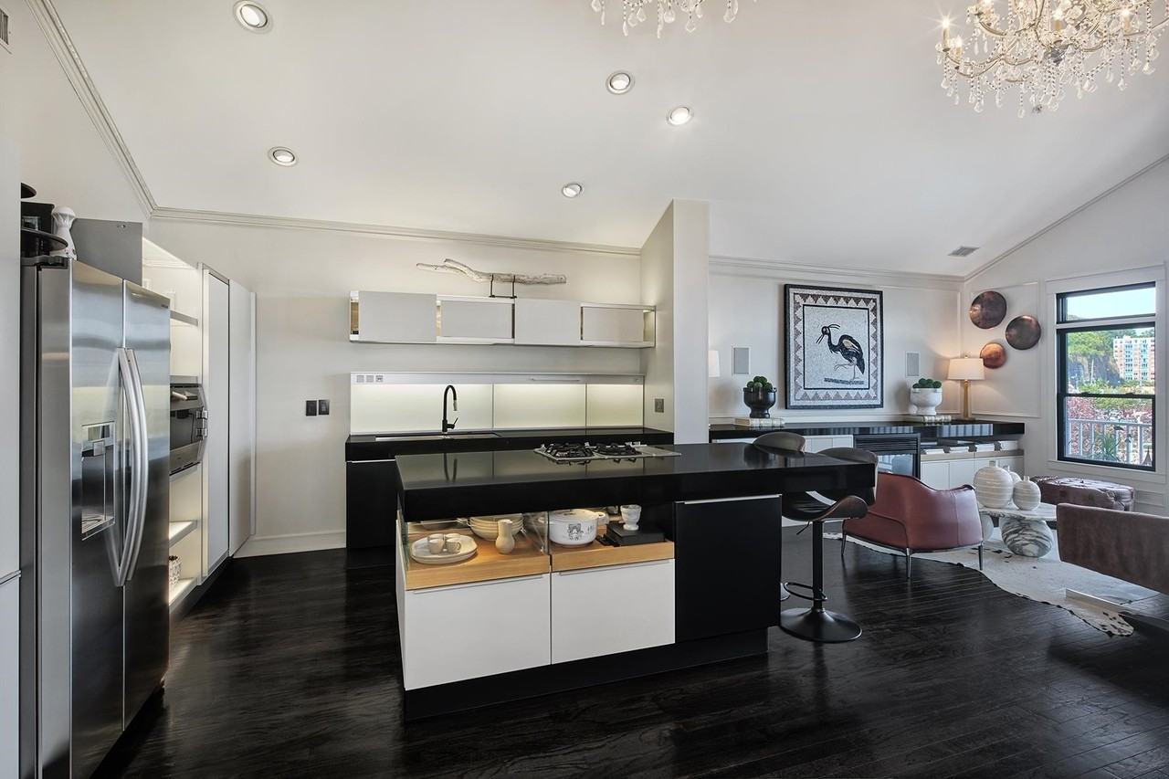 57 Lydia Dr - Photo 2 of 36