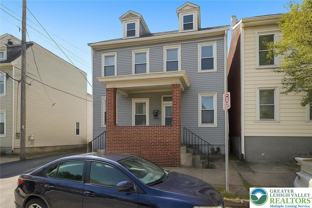 1032 Ferry St - Photo 1 of 1