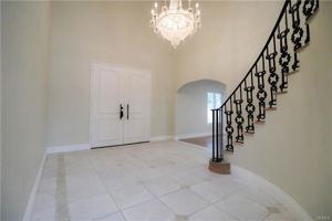 featured image of 16608 Park Lane Cir