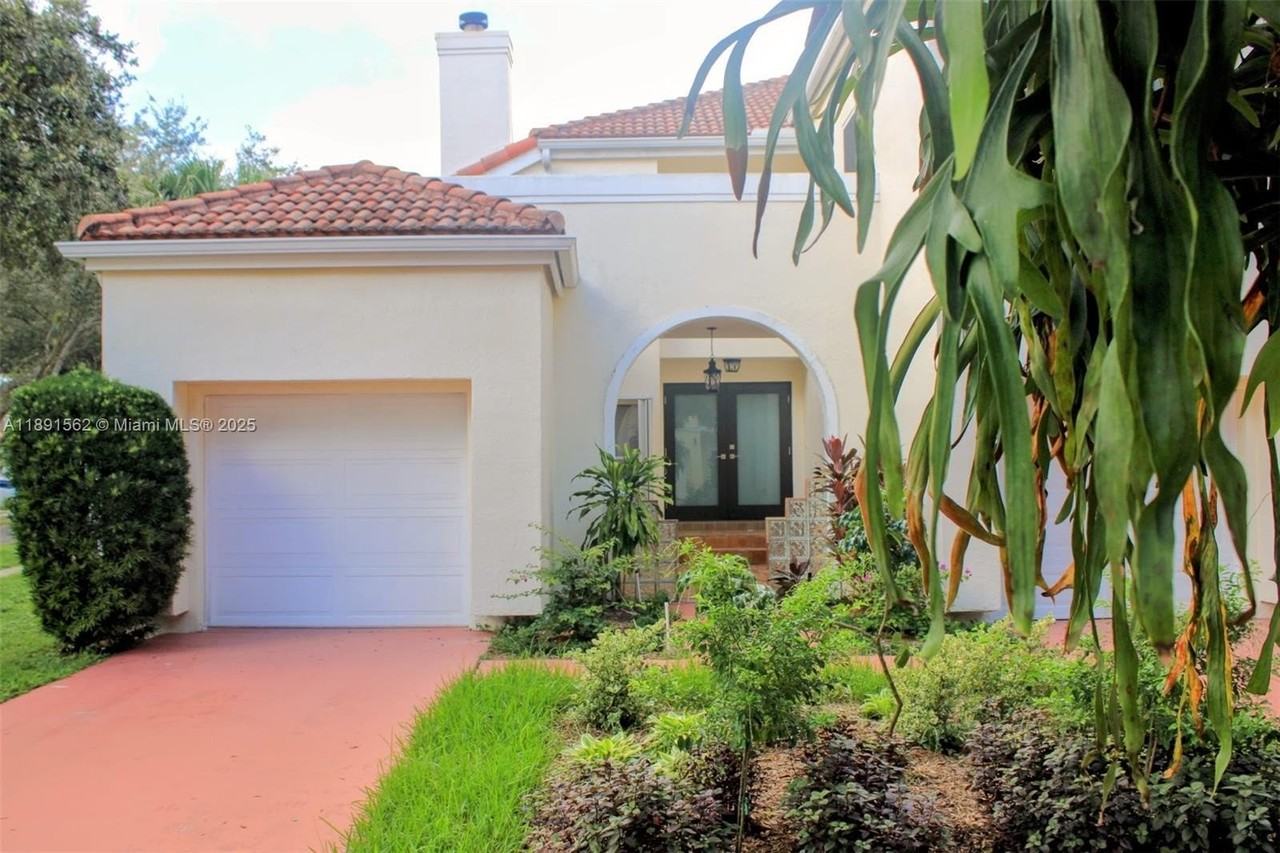 11151 Minneapolis Dr #0 - Photo 3 of 50