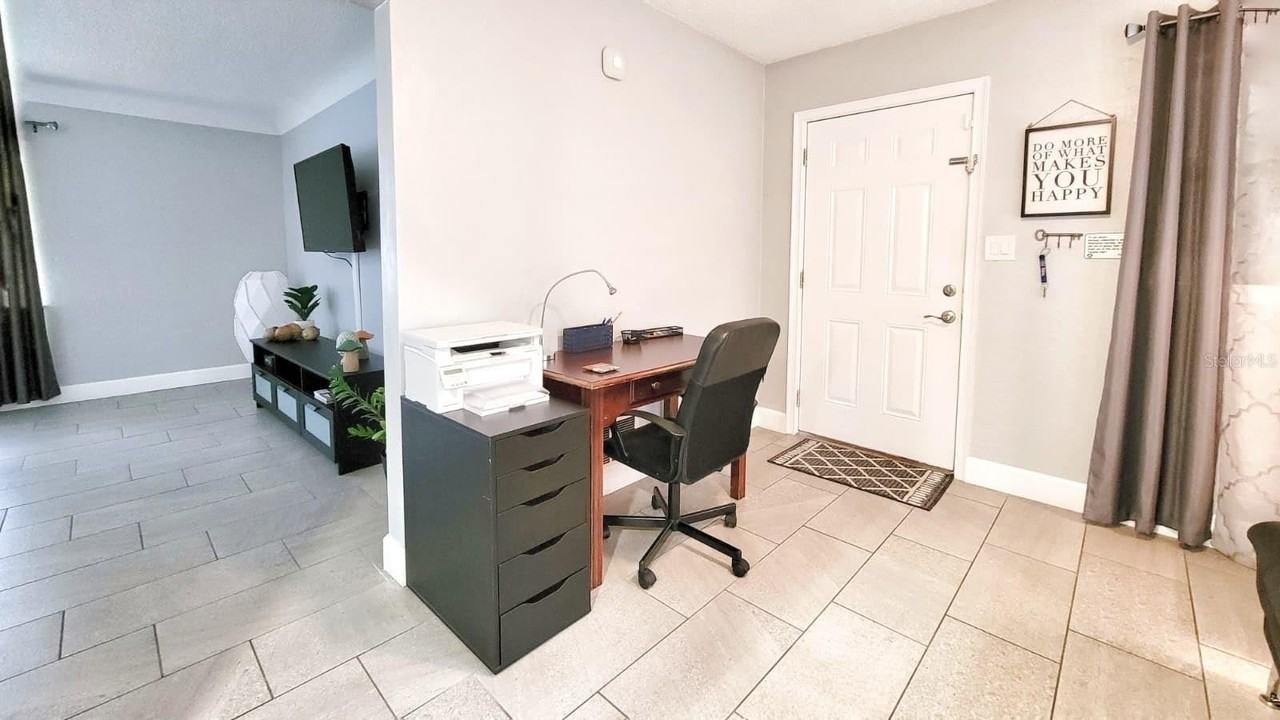 741 Nw 36th St - Photo 6 of 30