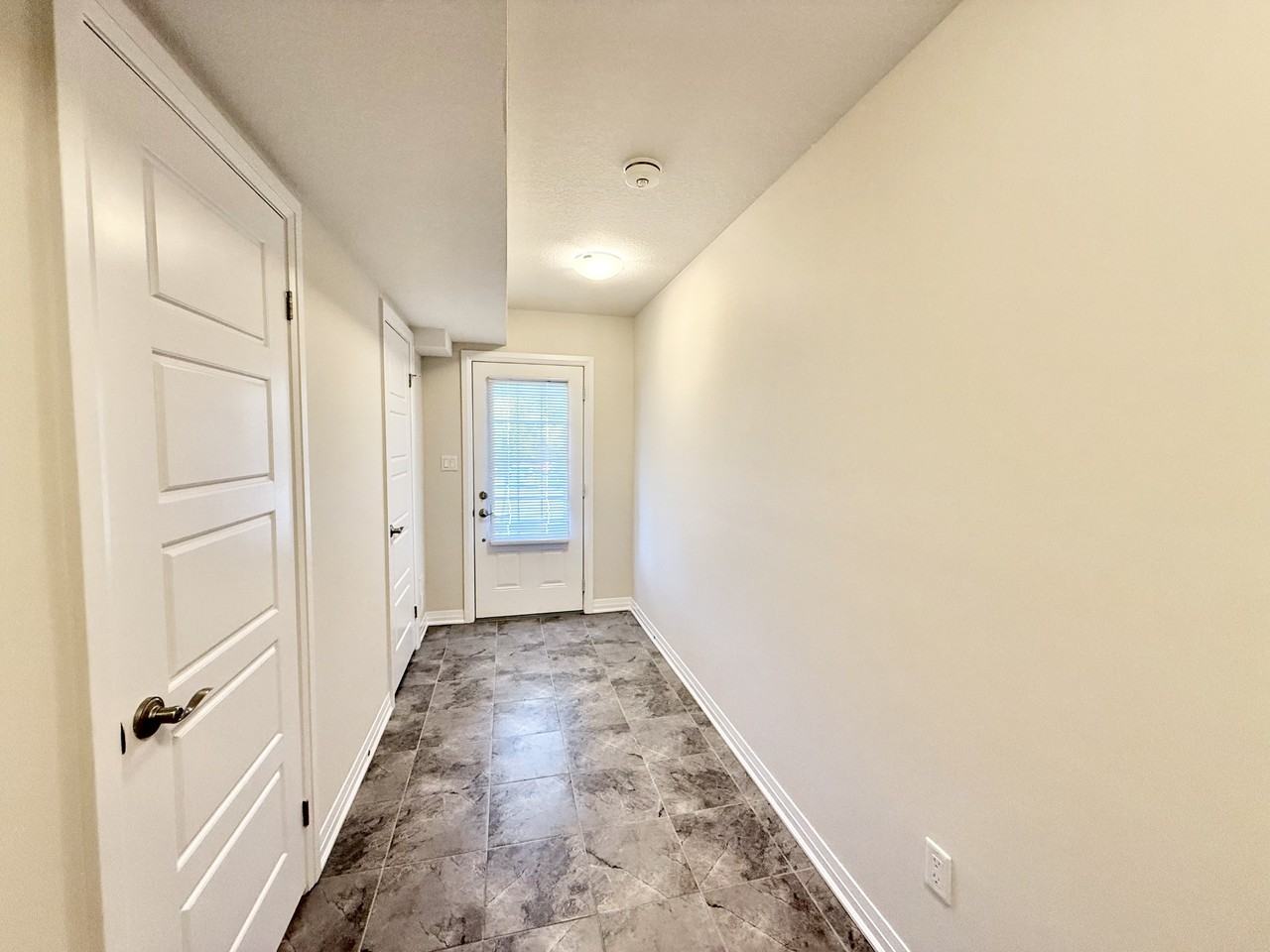 115 South Creek Dr #4C - Photo 2 of 17