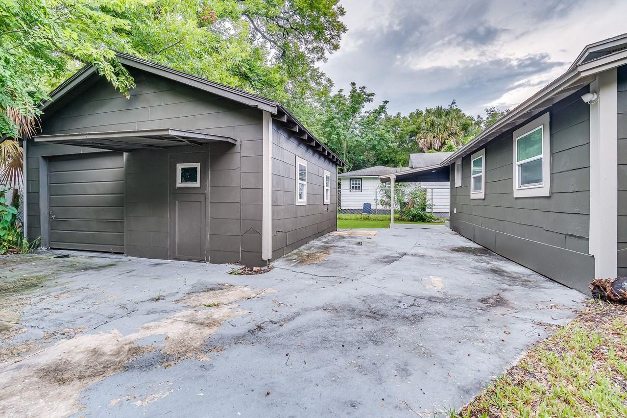 Winthrop St - Photo 5 of 13