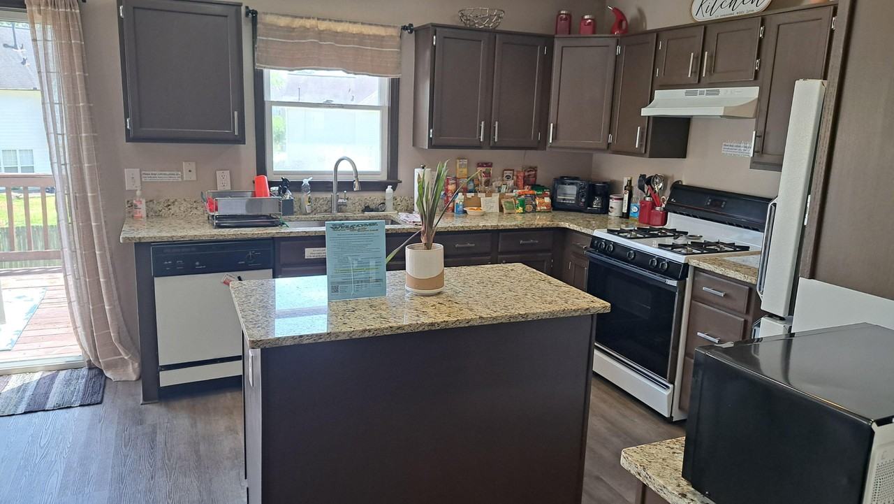 Dunlin Lake Rd - Photo 4 of 9