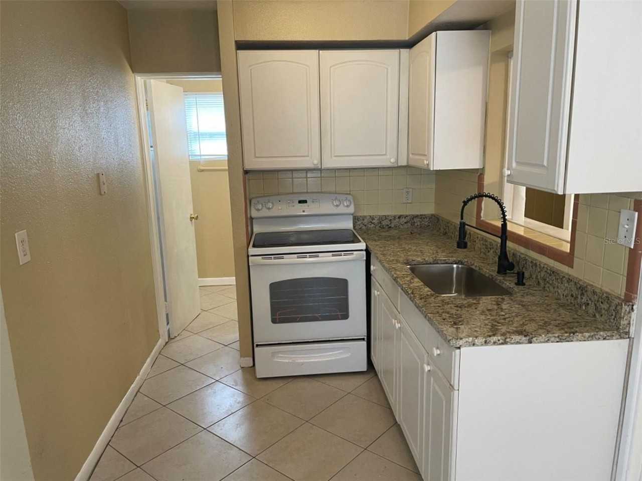 4618 20th Ave S - Photo 5 of 19