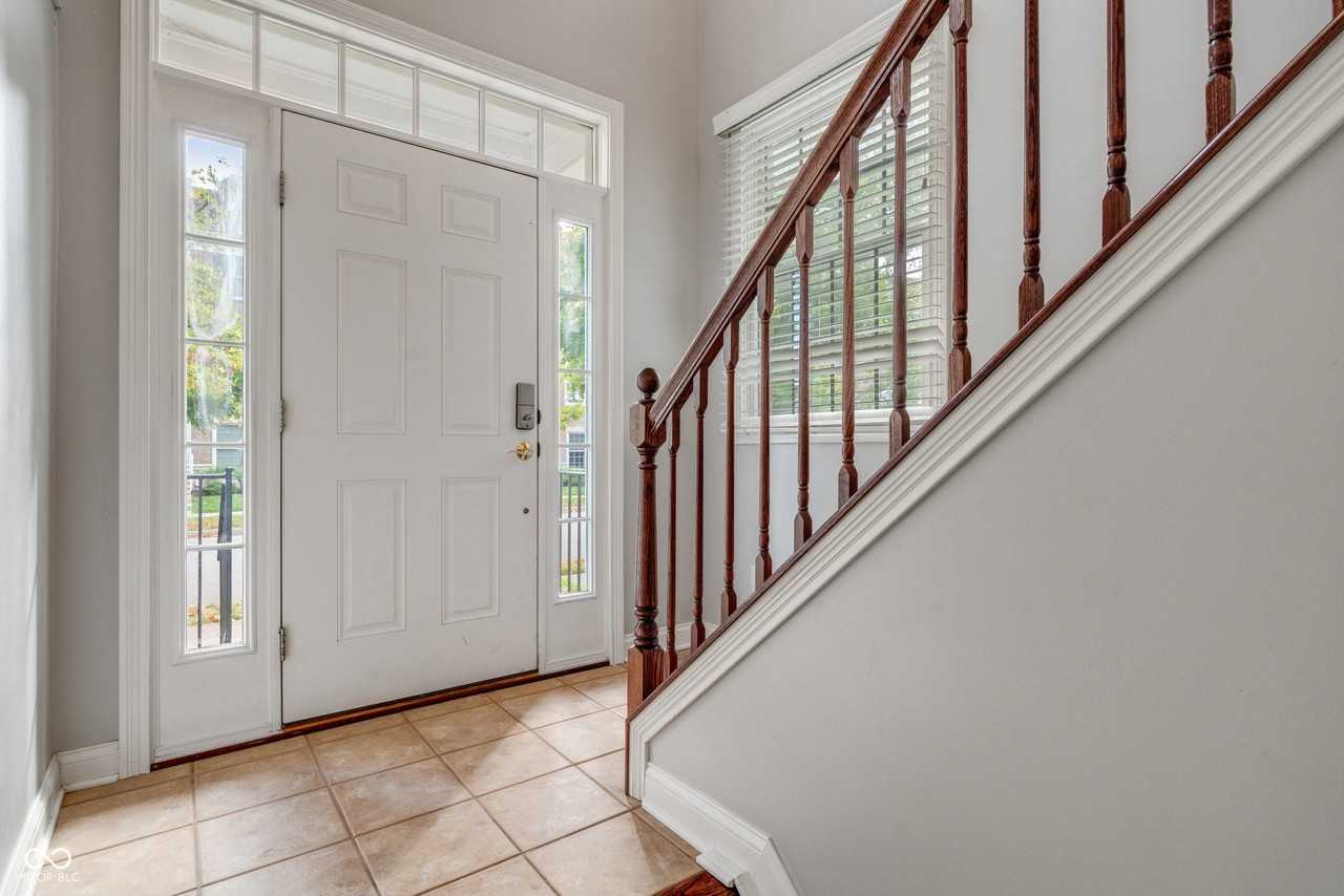 12752 Apsley Lane - Photo 5 of 45