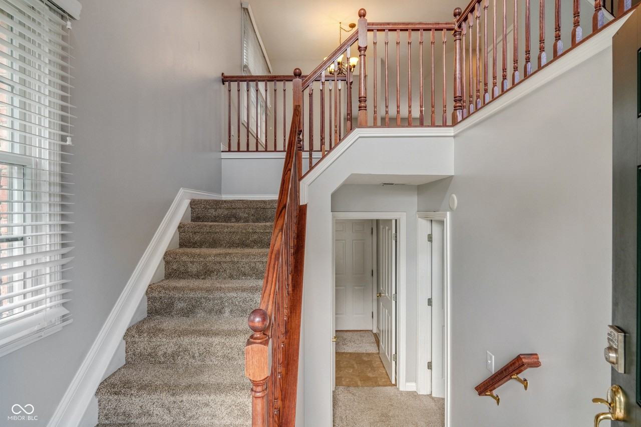 12752 Apsley Lane - Photo 6 of 45