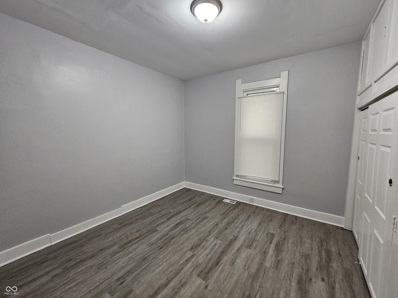 224 Iowa St - Photo 7 of 16