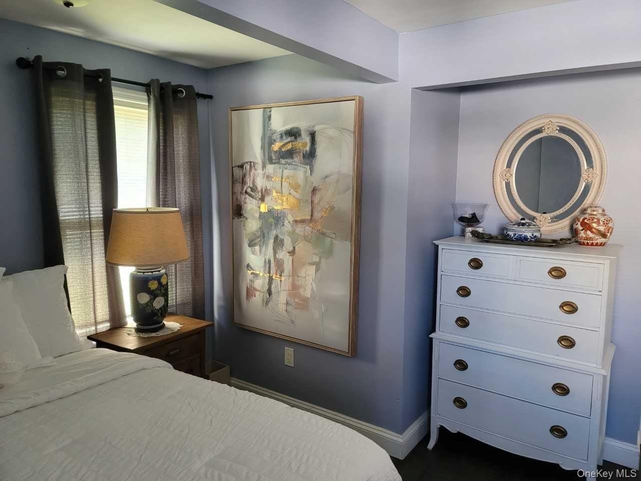 320 Clayton St - Photo 6 of 11