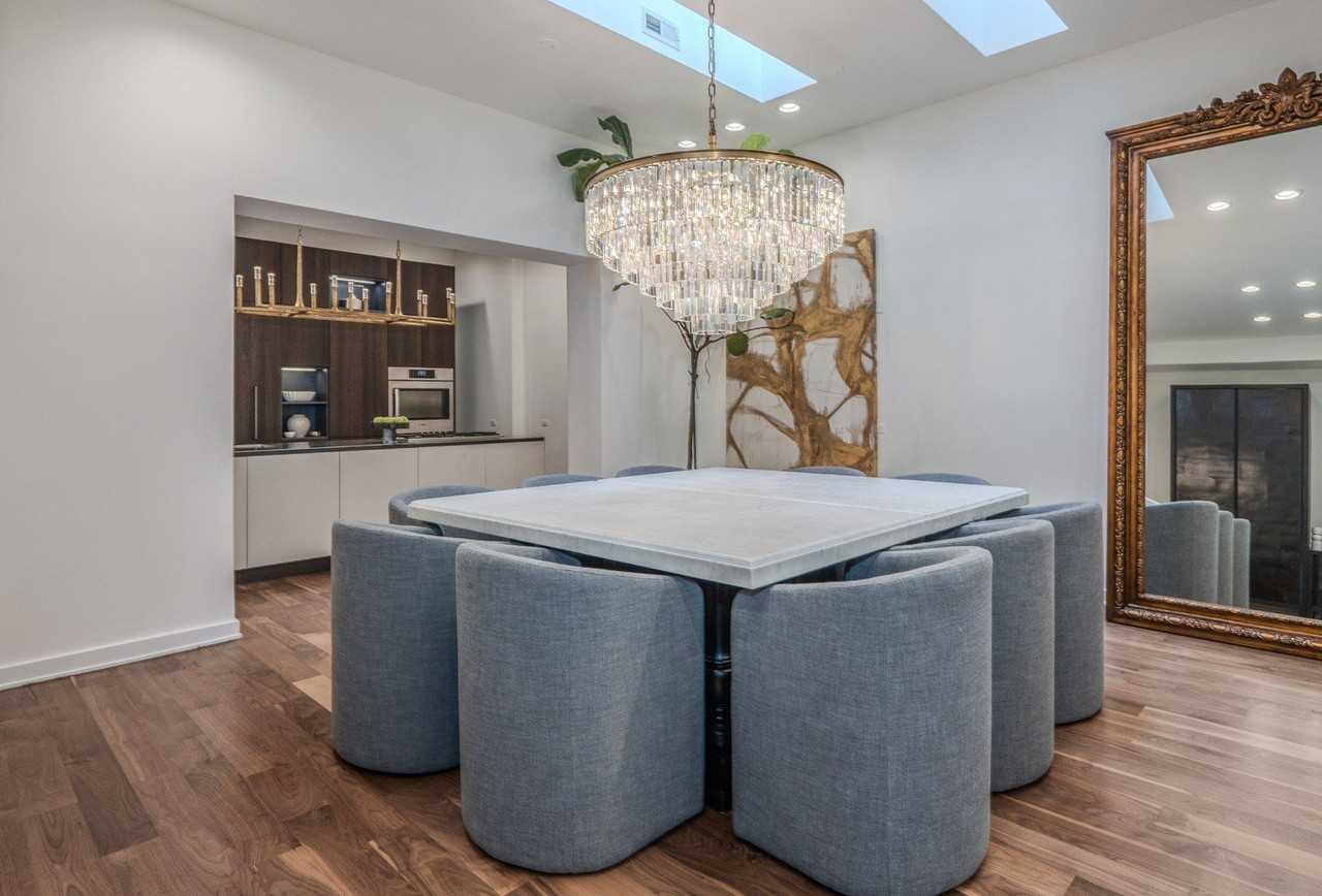 22 E Elm St #PH - Photo 6 of 36