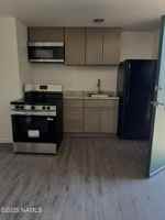 featured image of 912 W 2nd St Unit 17 #17