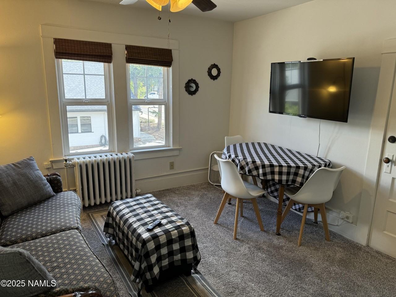 309 N Humphreys St - Photo 4 of 11