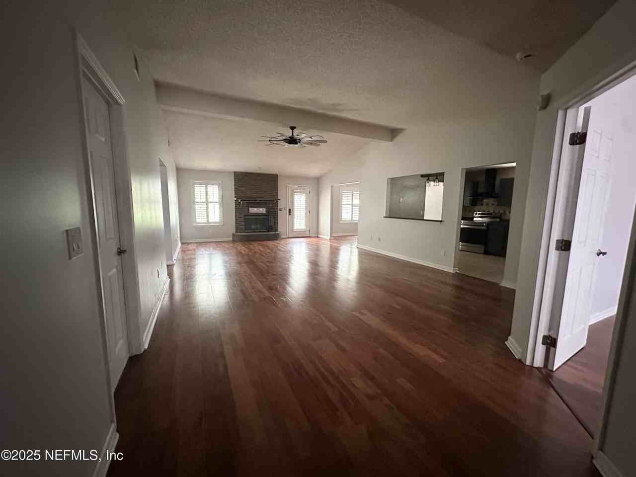 10373 Birchfield Dr - Photo 2 of 19