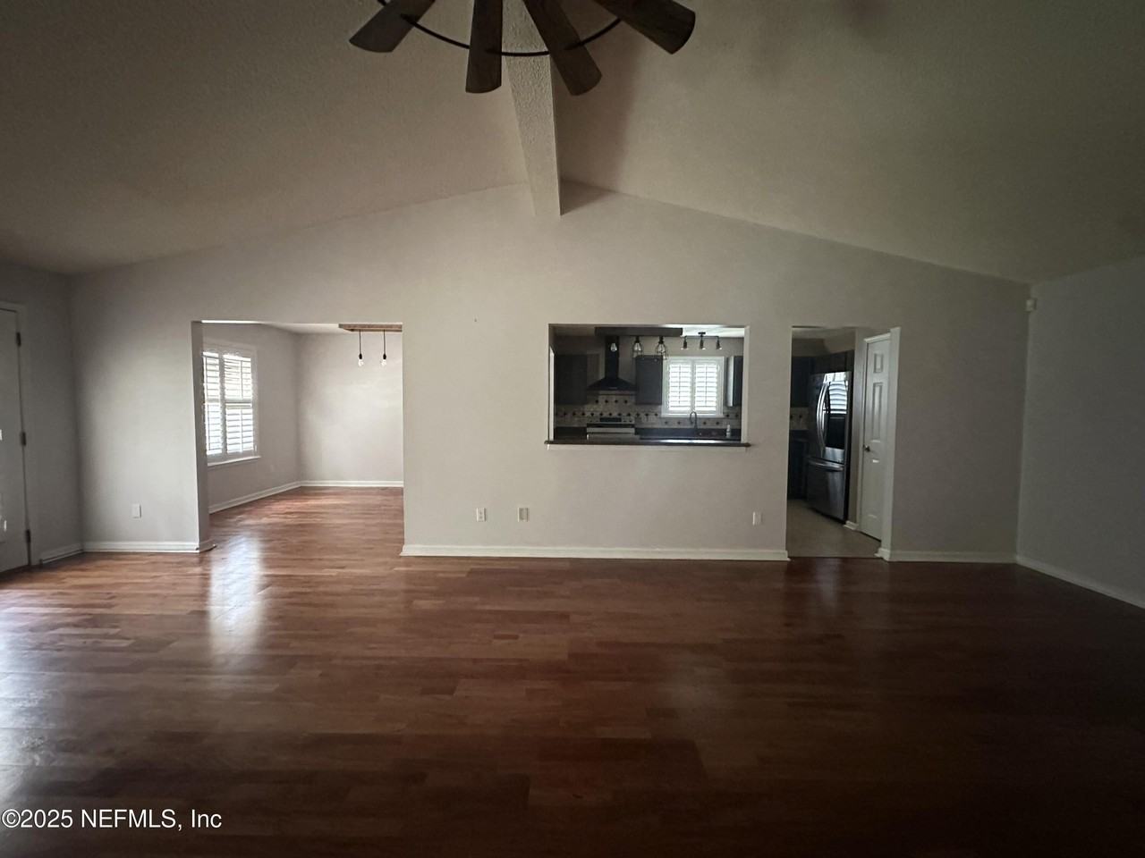 10373 Birchfield Dr - Photo 5 of 19