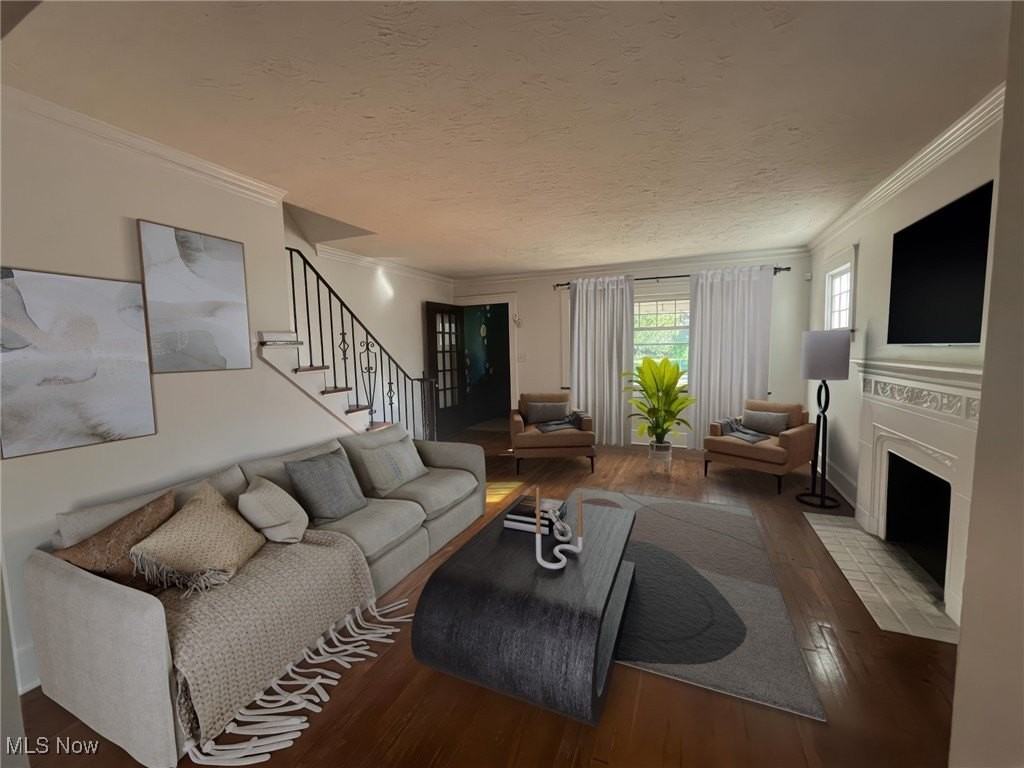 10310 Clifton Blvd - Photo 3 of 11