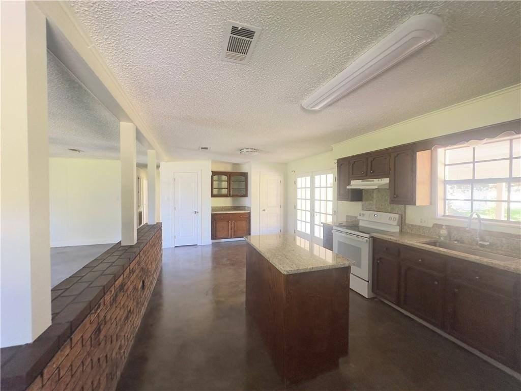 48161 Galafaro Rd - Photo 7 of 15