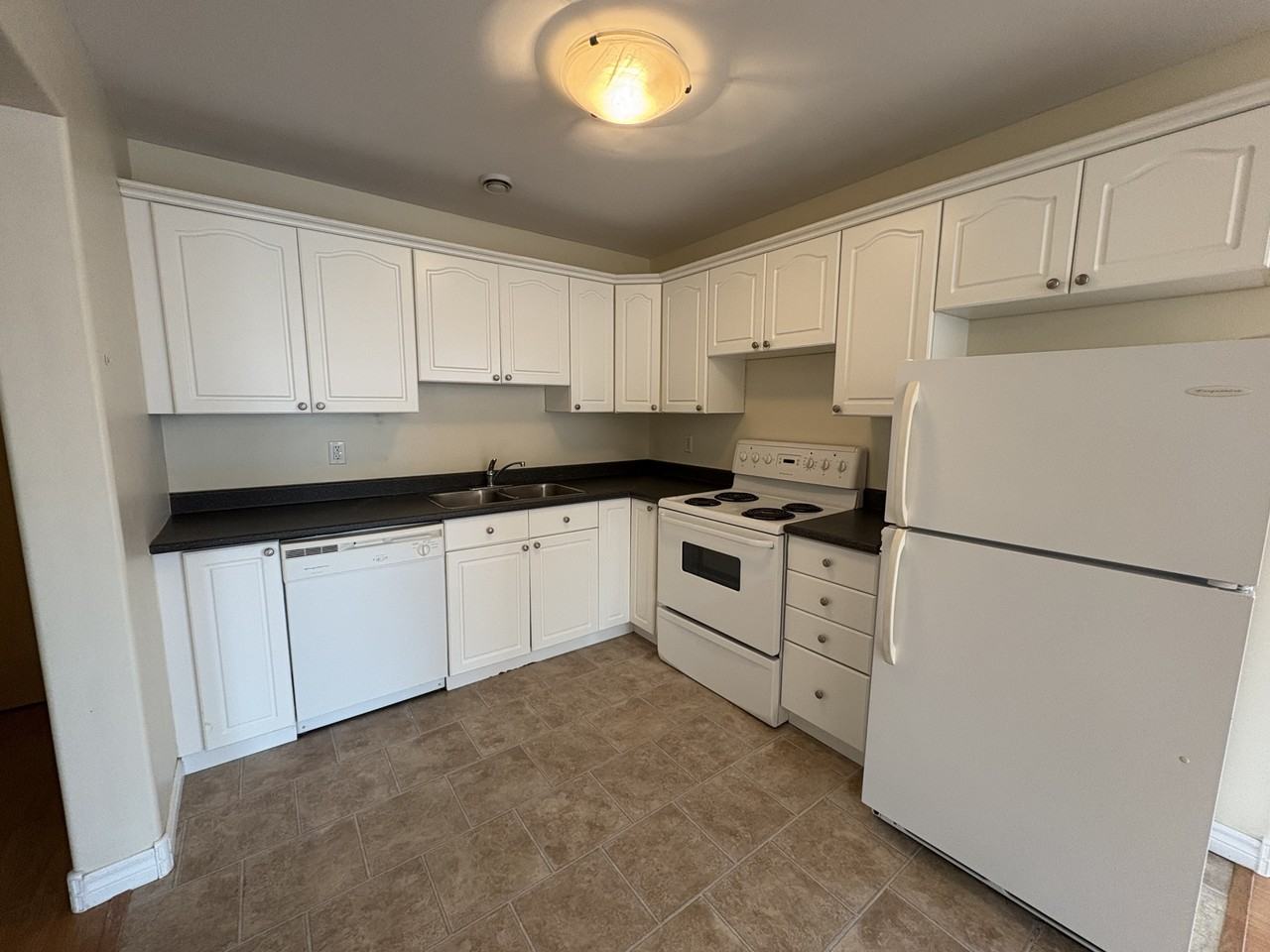 15 Magazine Street #208 - Photo 3 of 8