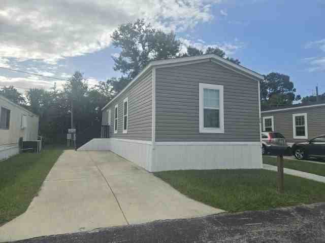 20 Stebbins Dr #20 - Photo 2 of 4