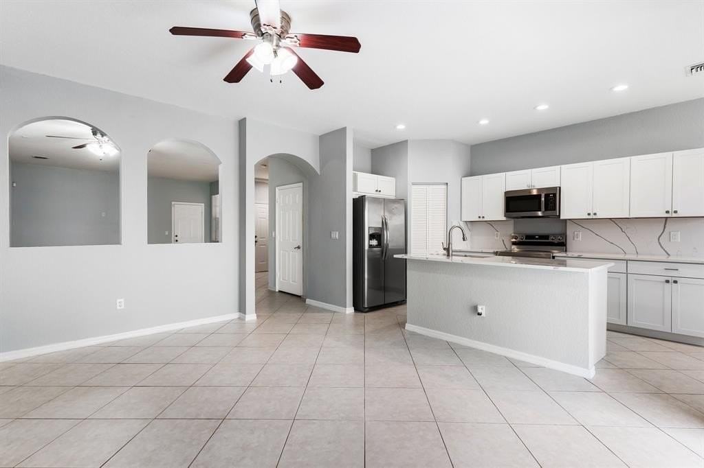 9057 Plymouth Pl - Photo 7 of 25