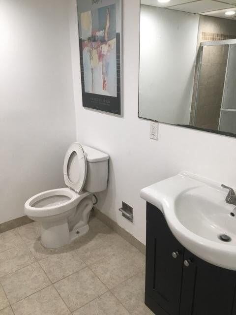 1189 Nw 13th St #7 - Photo 5 of 15