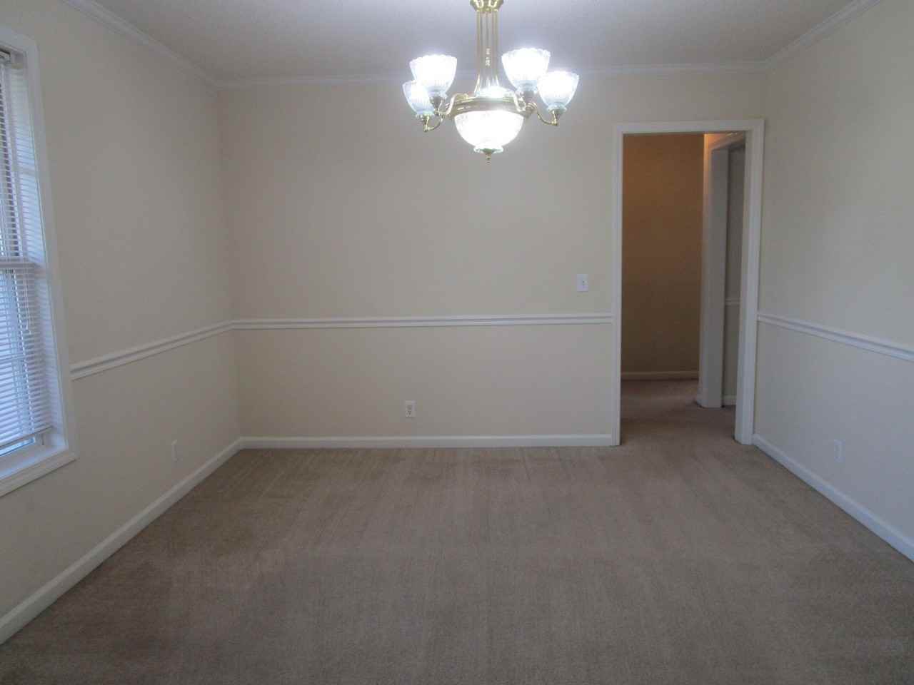 2850 Danville Ln - Photo 4 of 26