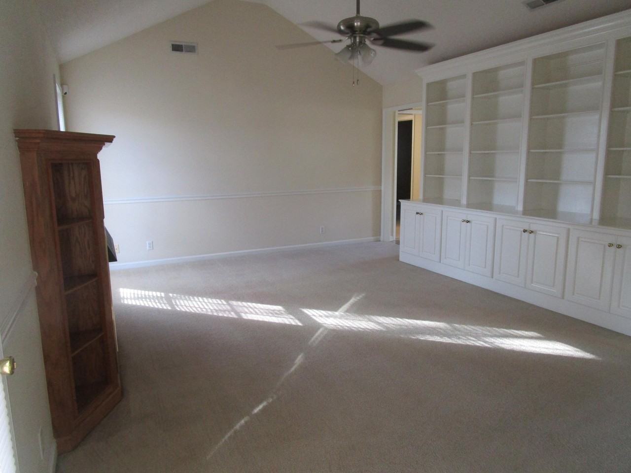 2850 Danville Ln - Photo 7 of 26