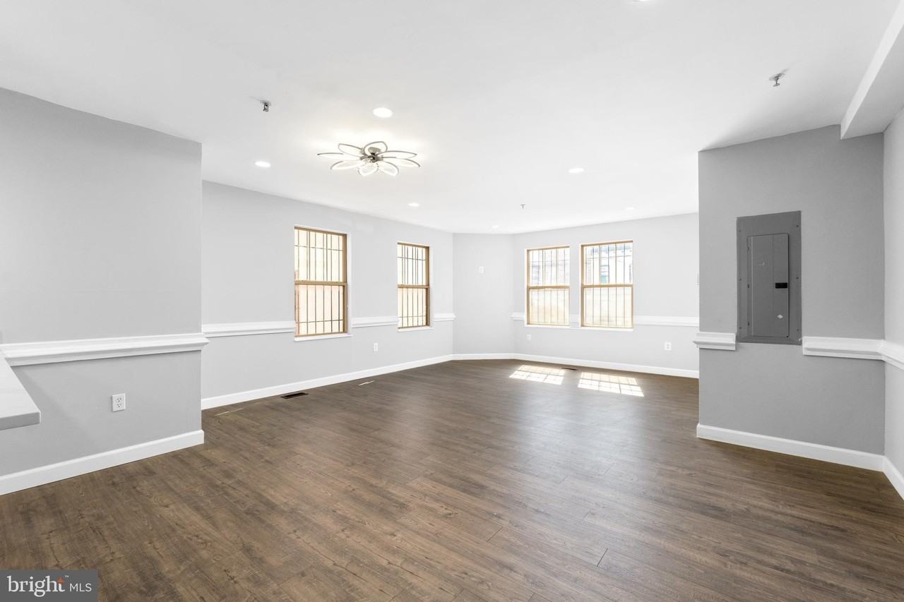 1829 Providence Street Northeast #B - Photo 7 of 37