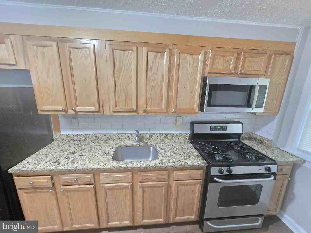 5413 Belle Vista Avenue - Photo 4 of 14