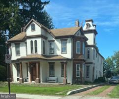 featured image of 312 W Main St Apt 2 #2