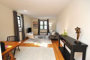 142 Garth Rd - Photo 1 of 1