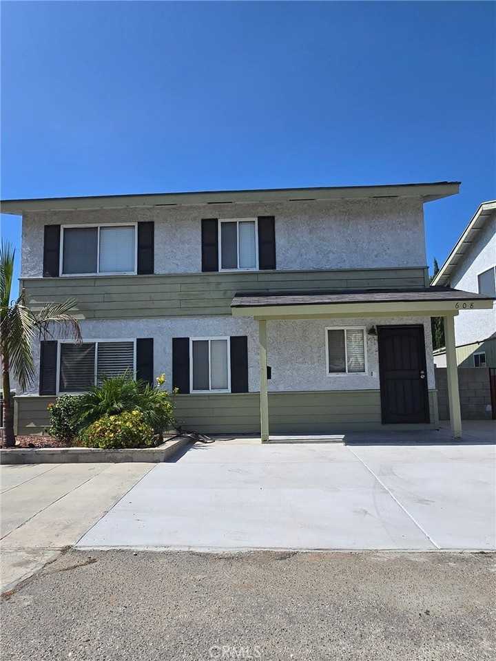 608 Claraday St - Photo 3 of 25