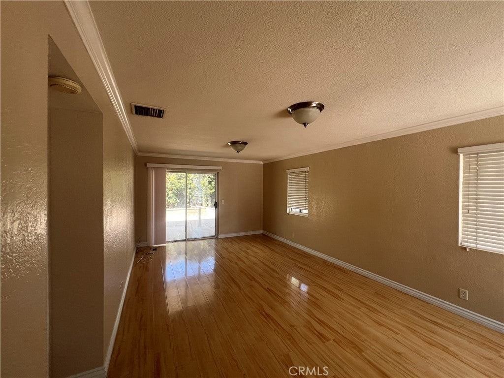 608 Claraday St - Photo 5 of 25