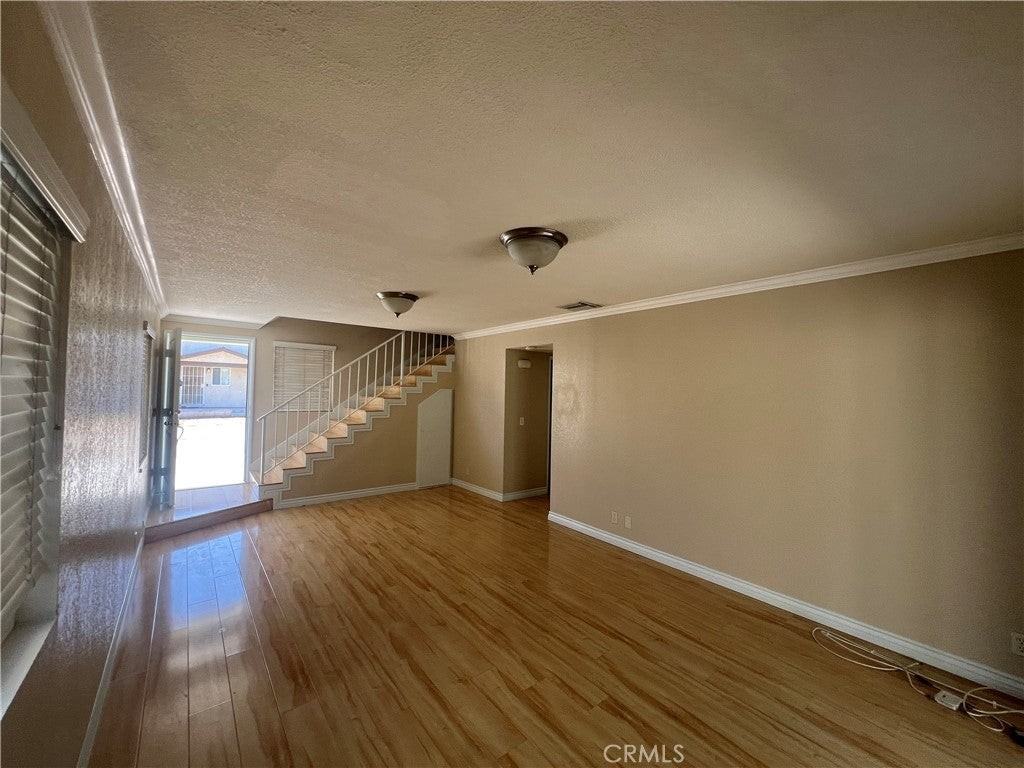 608 Claraday St - Photo 6 of 25