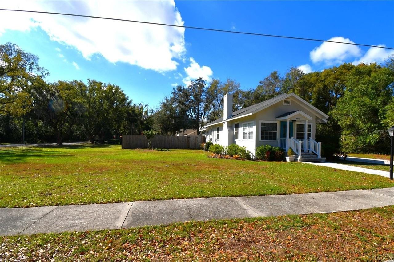 1245 N Alexander St - Photo 2 of 26