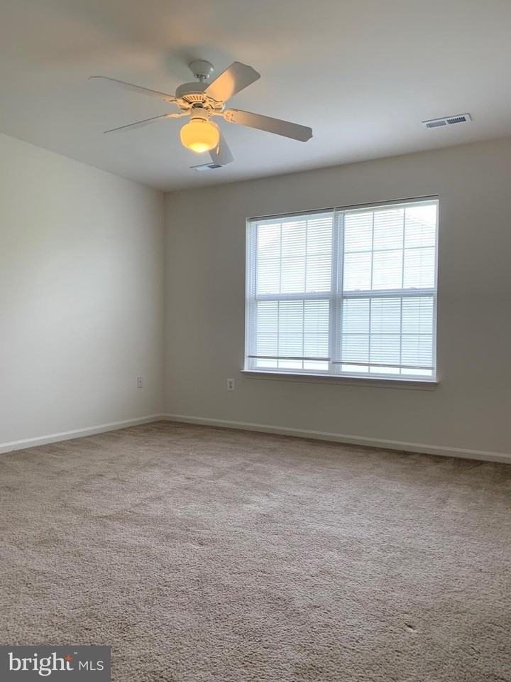 107 Merrill Court - Photo 7 of 13