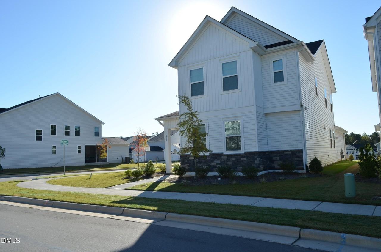 268 Edge Of Auburn Blvd - Photo 6 of 36