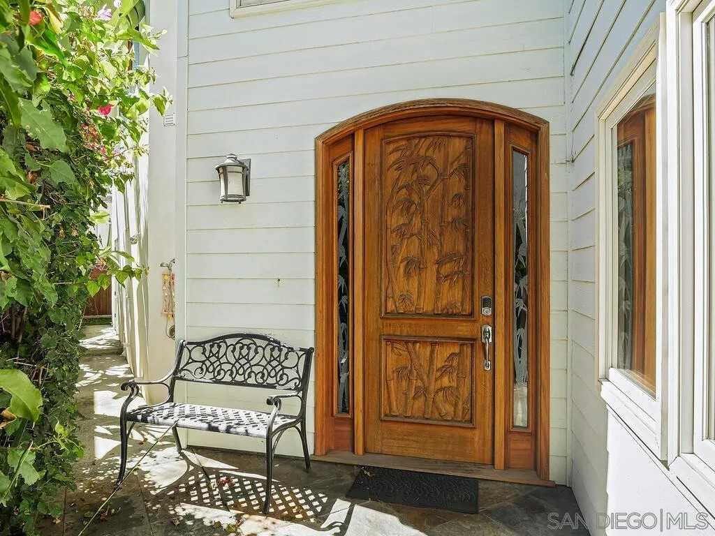 1510 Ynez Place - Photo 3 of 50