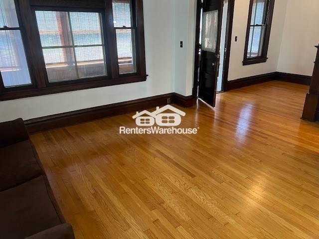 1307 Minnehaha Ave W - Photo 3 of 15