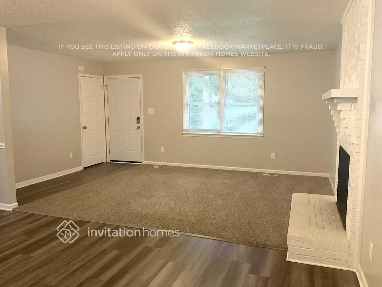 208 Ferncliff Dr - Photo 3 of 15