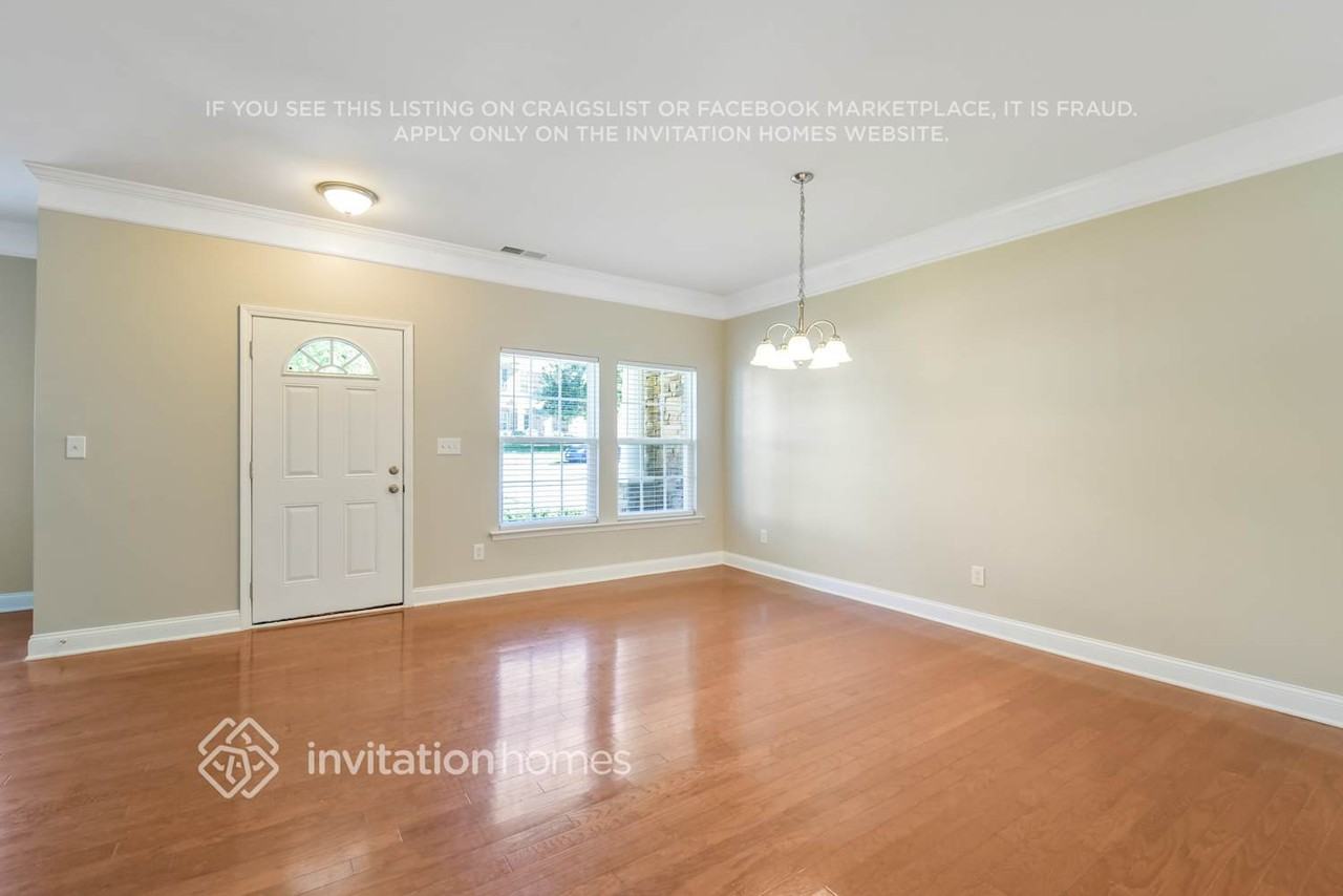 13021 Blaze Manor Ln - Photo 4 of 31