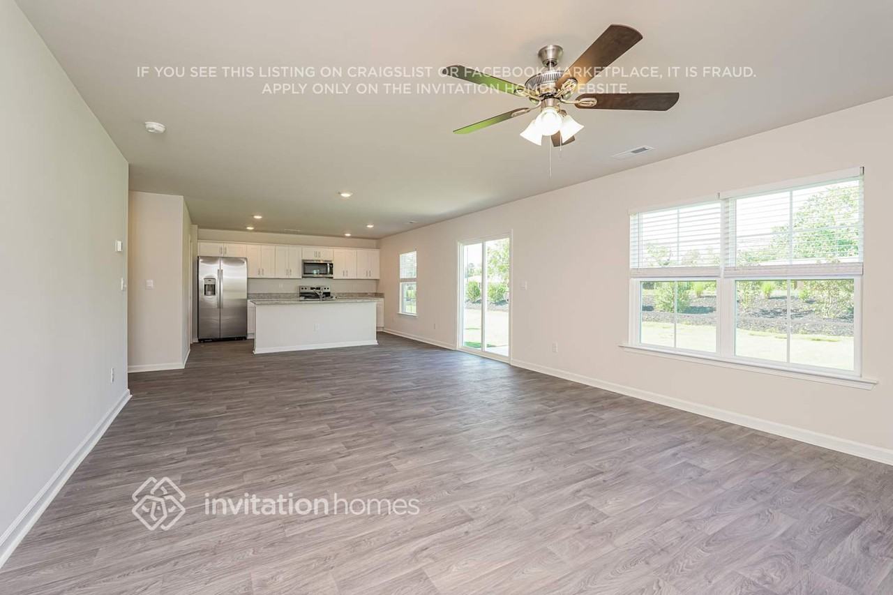 510 Jack Pine Street - Photo 6 of 18