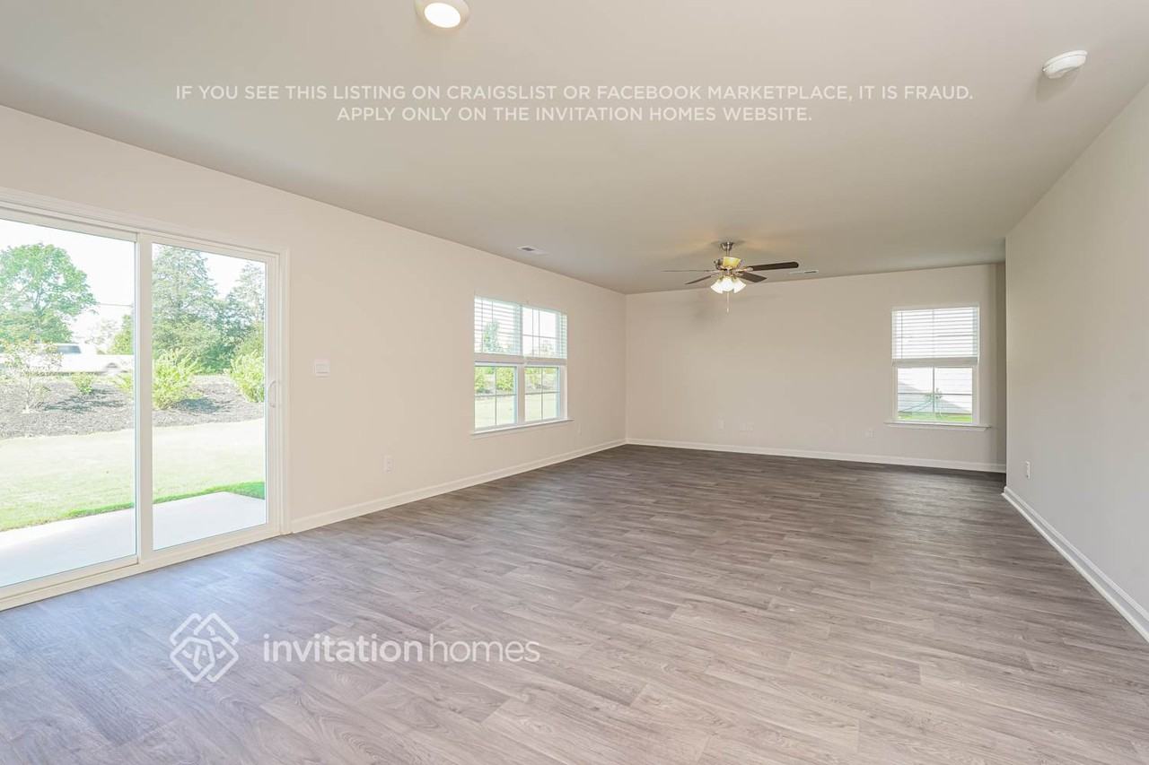 510 Jack Pine Street - Photo 7 of 18