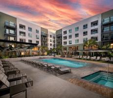 featured image of 100 S Zoo Ln